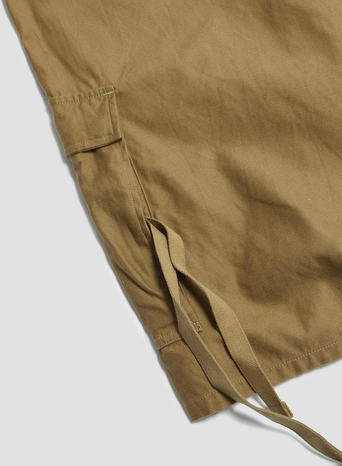 Army Cargo Shorts in Khaki