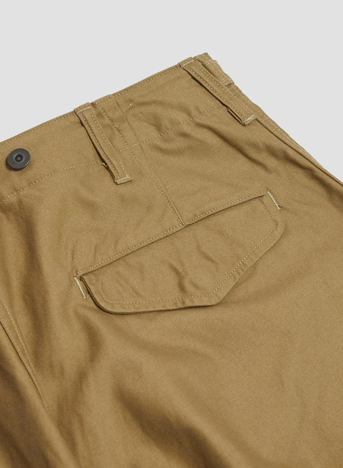 Army Cargo Shorts in Khaki