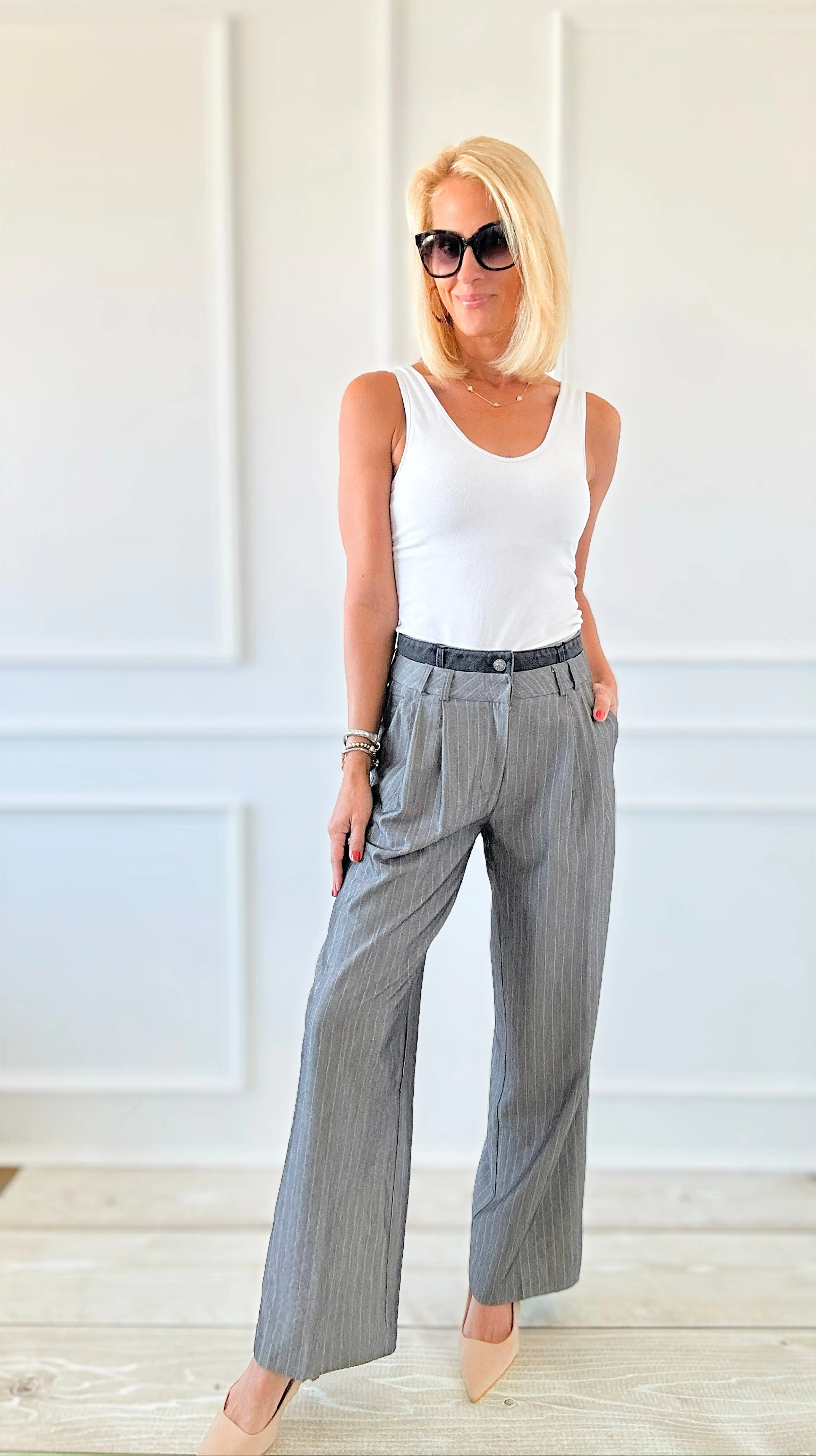 Contrast Waistband Striped Pants - Grey