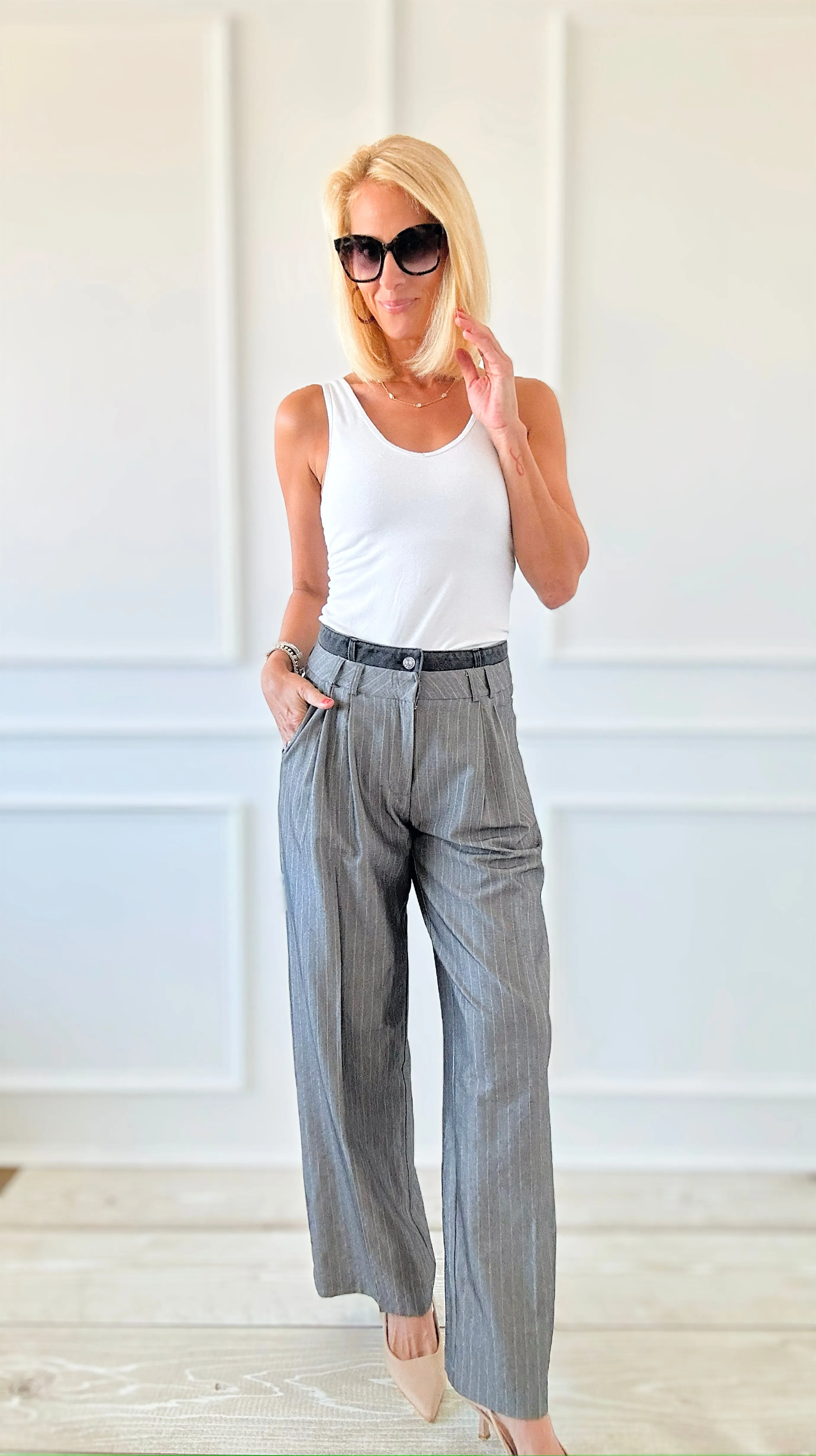 Contrast Waistband Striped Pants - Grey