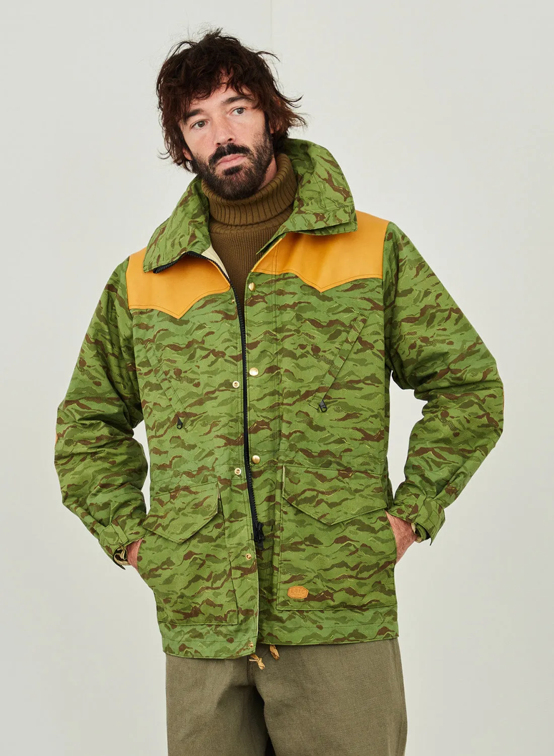 Rocky Mountain Featherbed x Nigel Cabourn Mountain Parka Mountain Camo in Green